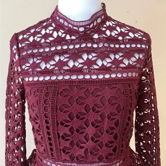 EUC Women’s Burgundy Long Sleeve Bodycon Dress Cut Outs -Tiered Bottom -Size M - Picture 7 of 14